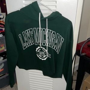 GARAGE MICHIGAN CROPPED HOODIE